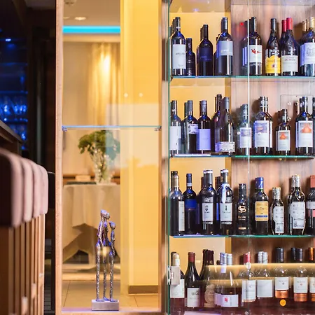 Hirschen - Boutiquestyle - Skyrelax & Wellness Im Rooftop 호텔 도른비른