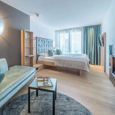 Hirschen - Boutiquestyle - Skyrelax & Wellness Im Rooftop 4*