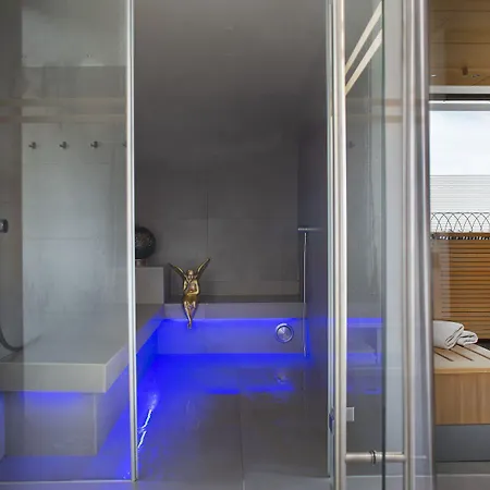 Hirschen - Boutiquestyle - Skyrelax & Wellness Im Rooftop Hotel 4*