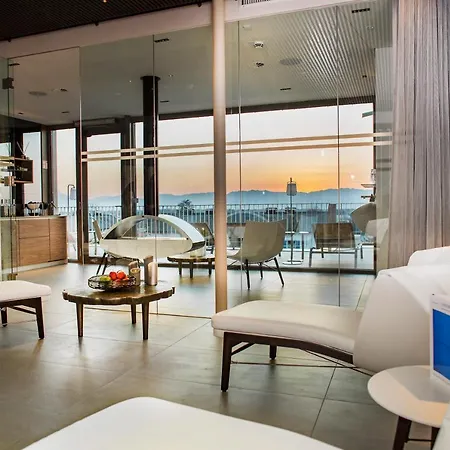 Hirschen - Boutiquestyle - Skyrelax & Wellness Im Rooftop Отель 4*